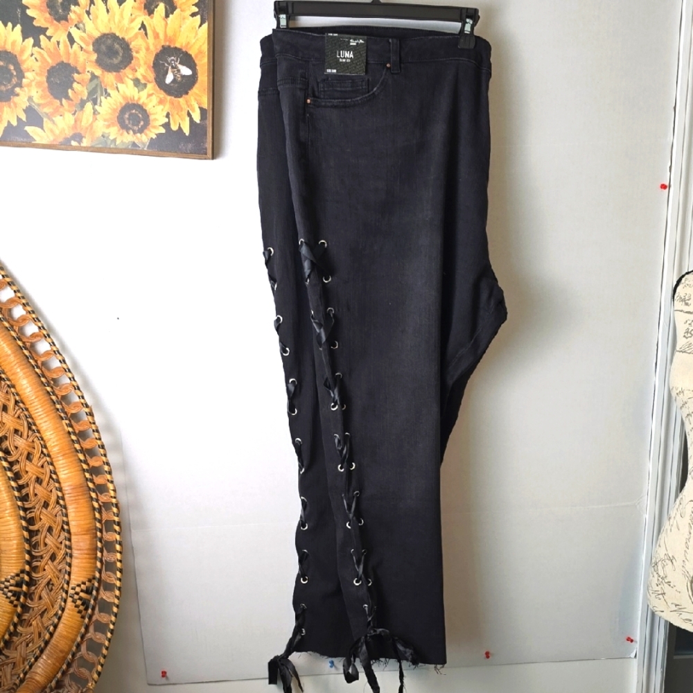 Simply Be Black Luna Slim Lace Up Demin Jeans